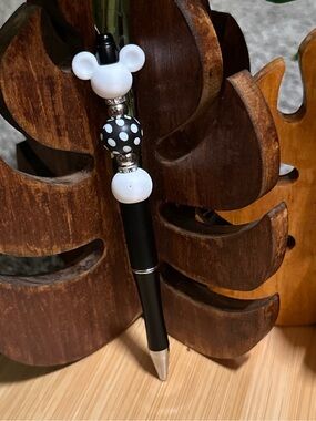 ✨‎ Disney-Inspired Beaded Pen   Handmade Silicone Pen | + Refill✨